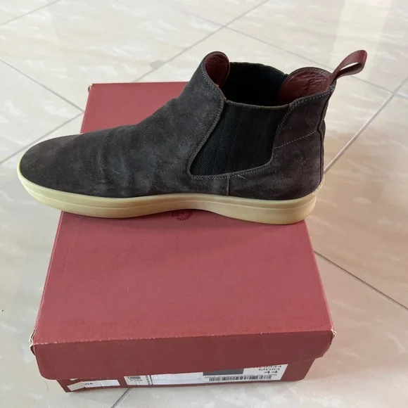 #2745 Loro PianaUltimate Beatle Suede Pull-On Ankle Boots WARM GREY US 11